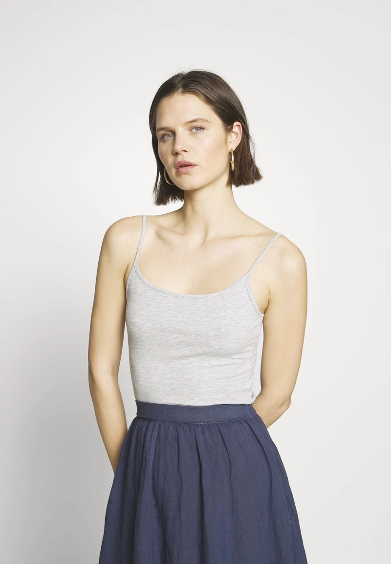 Toma de corriente ✔️ Anna Field 3er PACK - Top - White/navy/light Grey, Mujer 😀 6 Toma de corriente ✔️ Anna Field 3er PACK - Top - White/navy/light Grey, Mujer 😀 - Imagen 4