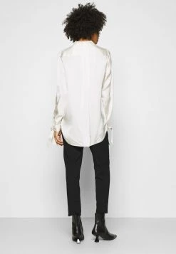 Toma de corriente 🎁 Anna Field BASIC BUSSINESS PANTS - Pantalones - Black, Mujer ⭐ 12 Toma de corriente 🎁 Anna Field BASIC BUSSINESS PANTS - Pantalones - Black, Mujer ⭐ -Elegancia Femenina Tienda 18e52ee67c4c429cbb16be2a0840bb6c