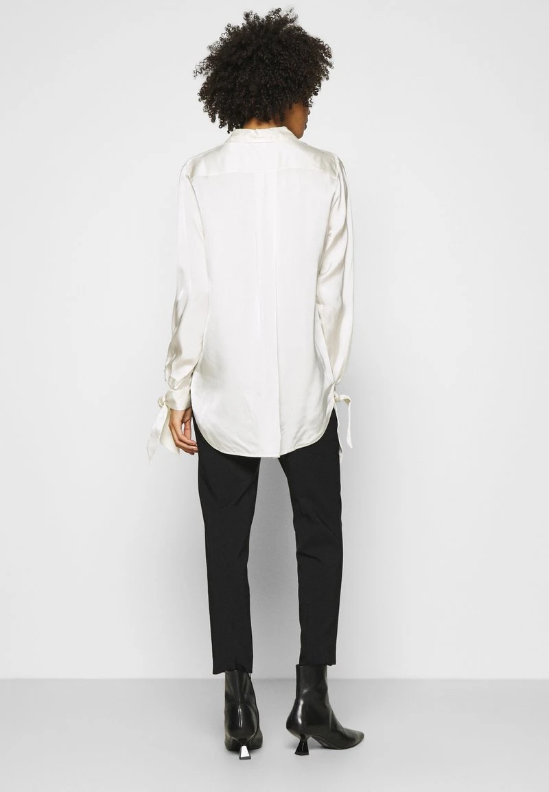 Toma de corriente 🎁 Anna Field BASIC BUSSINESS PANTS - Pantalones - Black, Mujer ⭐ 5 Toma de corriente 🎁 Anna Field BASIC BUSSINESS PANTS - Pantalones - Black, Mujer ⭐ - Imagen 3