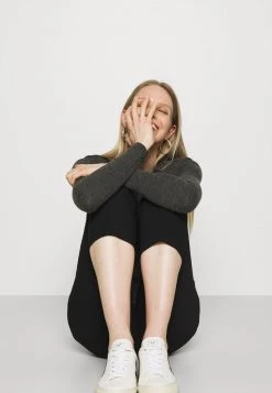 Las mejores reseñas de 🎁 Anna Field Pantalones - Dark Blue, Mujer 🔥 12 Las mejores reseñas de 🎁 Anna Field Pantalones - Dark Blue, Mujer 🔥 -Elegancia Femenina Tienda 1b318287b406417ebc982d1f24ef025c