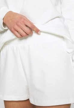 Toma de corriente 😀 Anna Field Pijama - White, Mujer ❤️ -Elegancia Femenina Tienda 1e1cdf37690c4ae3b823bd27bc020e3f