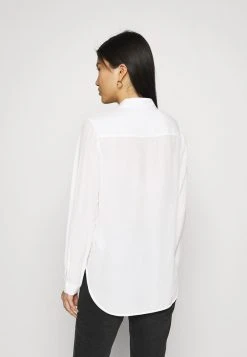 Presupuesto ✨ Anna Field Basic Blouse With Front Pockets - Camisa - Offwhite, Mujer ⌛ -Elegancia Femenina Tienda 25b2dcdd81114e48bf79bfc23d5bd020