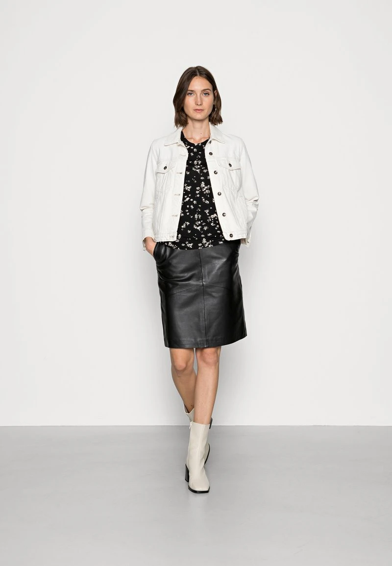 Comprar 🎉 Anna Field Camiseta Estampada - Black, Mujer ⭐ 4 Comprar 🎉 Anna Field Camiseta Estampada - Black, Mujer ⭐ - Imagen 2