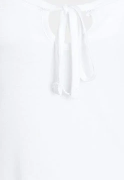 Descuento ✔️ Anna Field Camiseta Básica - White, Mujer 🥰 7 Descuento ✔️ Anna Field Camiseta Básica - White, Mujer 🥰 -Elegancia Femenina Tienda 31fd1c74476f40509421d9ff1c4e109c