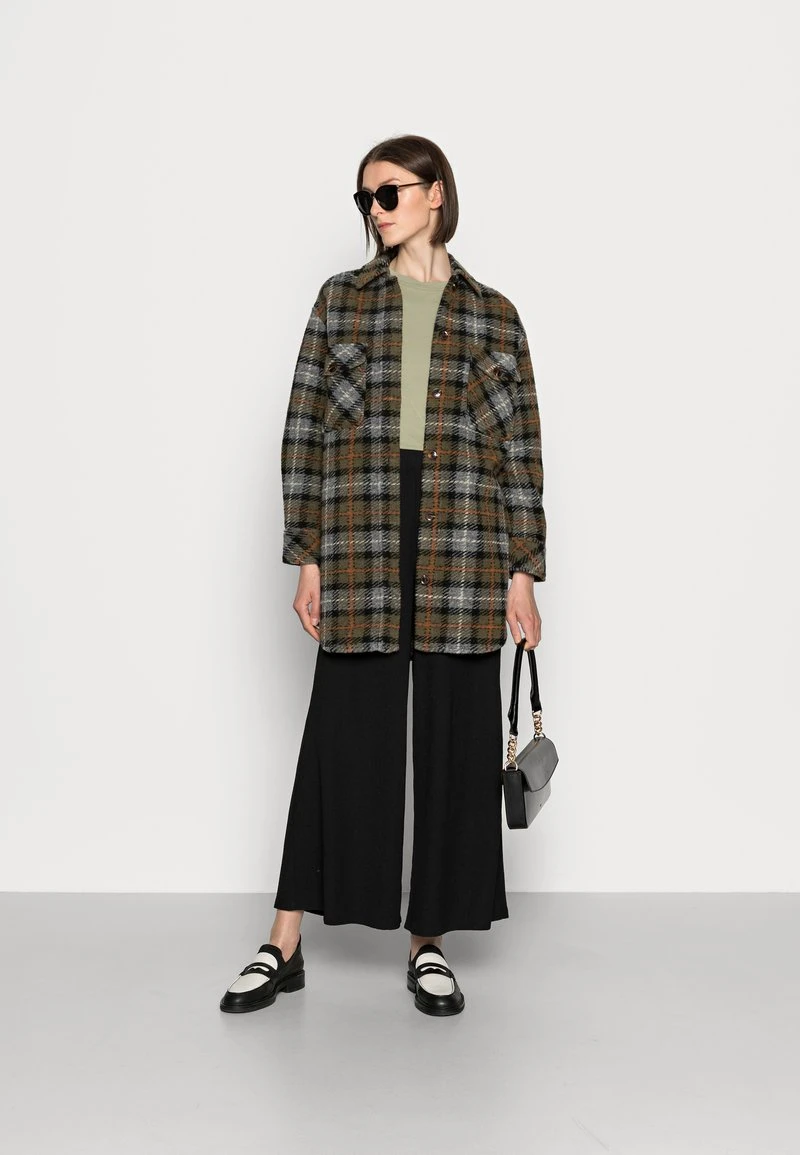 Las mejores reseñas de ✔️ Anna Field TEXTURED LIGHTWEIGHT PALAZZO PANT - Pantalones - Black, Mujer ⭐ 4 Las mejores reseñas de ✔️ Anna Field TEXTURED LIGHTWEIGHT PALAZZO PANT - Pantalones - Black, Mujer ⭐ - Imagen 2