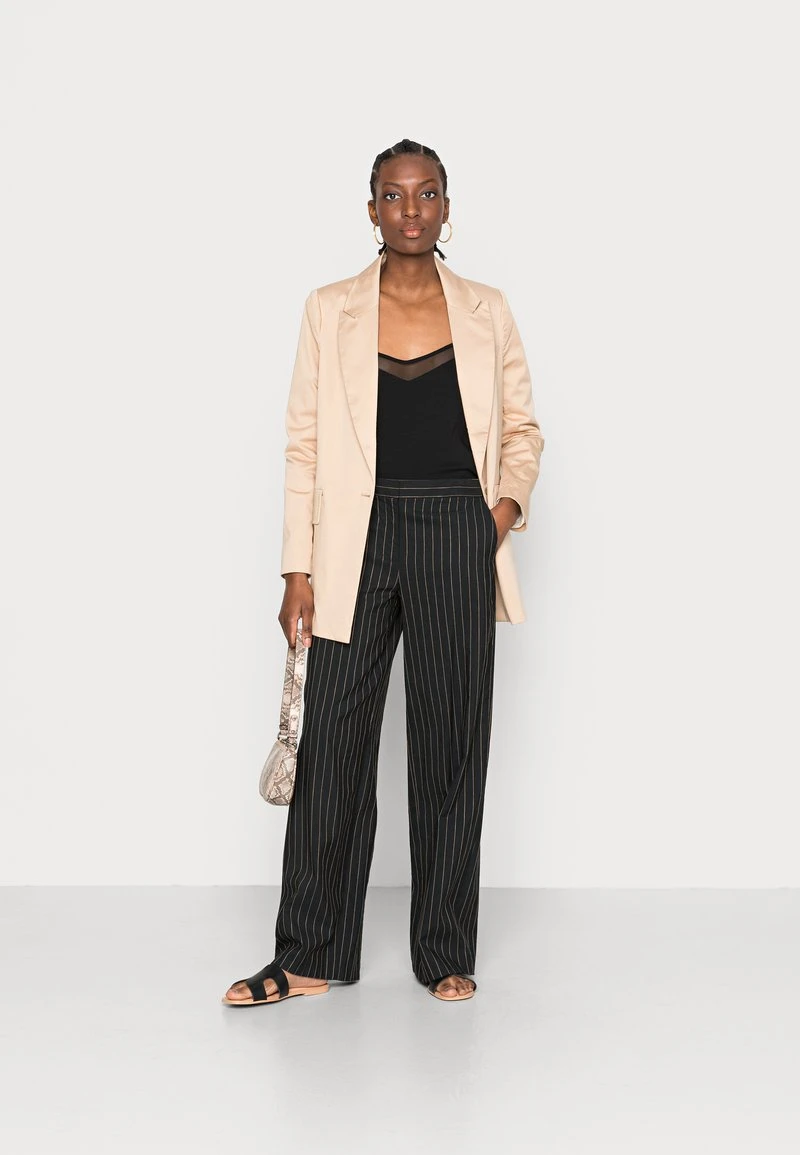 10 mejores 🔥 Anna Field Top - Black, Mujer 🤩 4 10 mejores 🔥 Anna Field Top - Black, Mujer 🤩 - Imagen 2