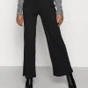 Venta express 👍 Anna Field RIBBED WIDE LEG TROUSERS - Pantalones - Black, Mujer ⭐ -Elegancia Femenina Tienda 3e69c08fdcdb40fd9ee79c12286e9293