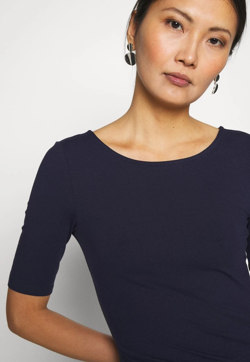 Toma de corriente ✨ Anna Field Camiseta Básica - Maritime Blue, Mujer 🥰 7 Toma de corriente ✨ Anna Field Camiseta Básica - Maritime Blue, Mujer 🥰 - Imagen 5