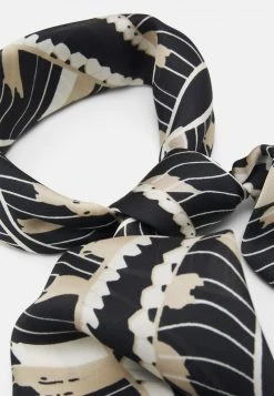 Toma de corriente ⭐ Anna Field 2 PACK - Pañuelo - Black/off White, Mujer 💯 -Elegancia Femenina Tienda 42a274c8218c4ef692c7ce845c6a41cf