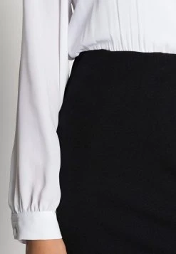 Las mejores reseñas de 👏 Anna Field Vestido De Tubo - Black/white, Mujer 🌟 -Elegancia Femenina Tienda 4cdb2263b4954523afd7c489bc2cf6fd