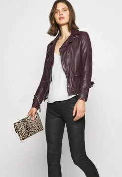 Toma de corriente 👍 Anna Field Top - Cloud Dancer, Mujer 🔥 13 Toma de corriente 👍 Anna Field Top - Cloud Dancer, Mujer 🔥 -Elegancia Femenina Tienda 56154490b77642ef91497086b47d0d56