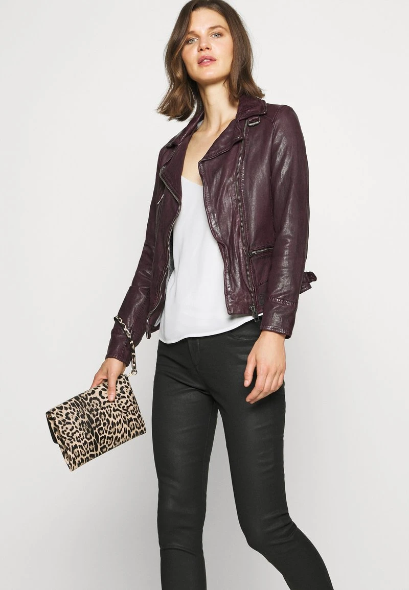 Toma de corriente 👍 Anna Field Top - Cloud Dancer, Mujer 🔥 7 Toma de corriente 👍 Anna Field Top - Cloud Dancer, Mujer 🔥 - Imagen 5