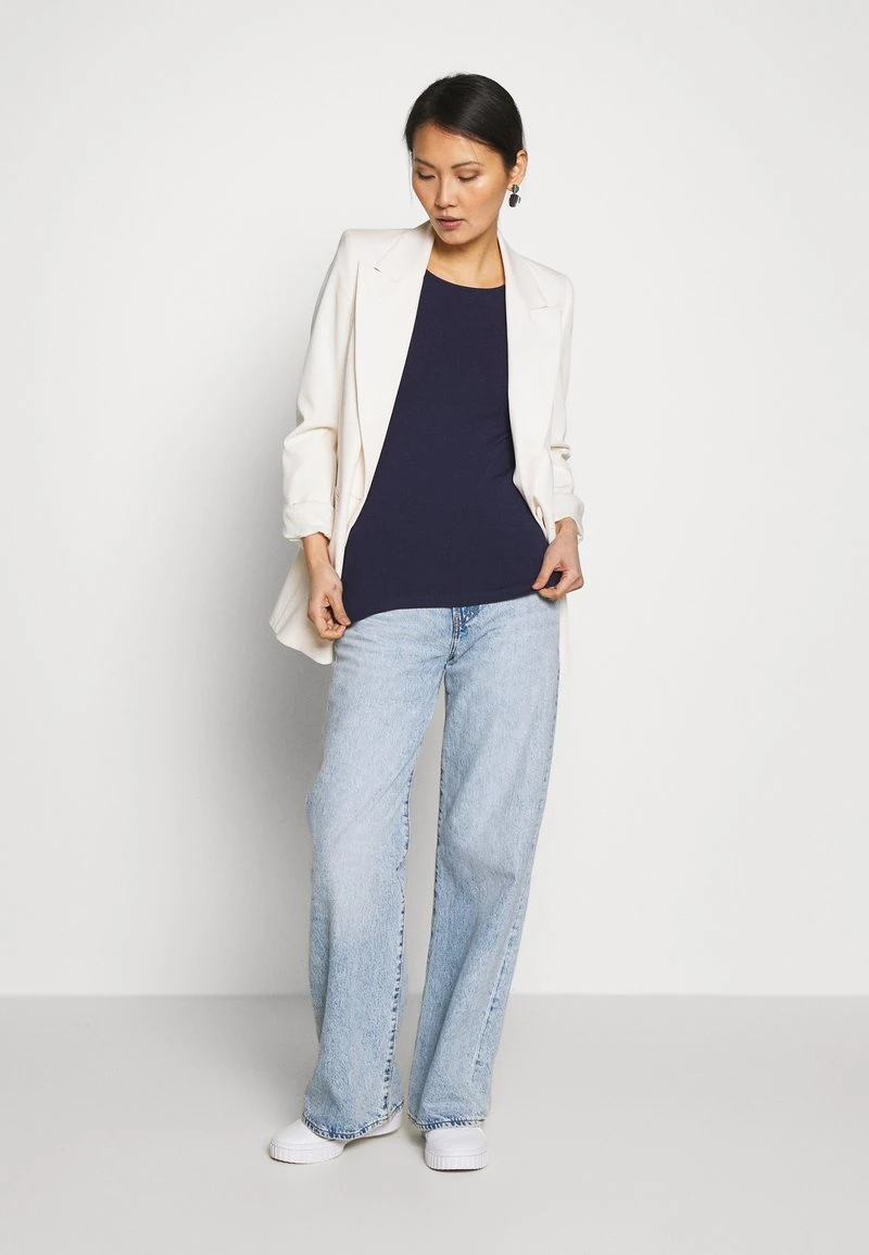 Toma de corriente ✨ Anna Field Camiseta Básica - Maritime Blue, Mujer 🥰 4 Toma de corriente ✨ Anna Field Camiseta Básica - Maritime Blue, Mujer 🥰 - Imagen 2