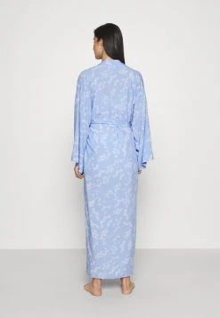 ofertas ✨ Anna Field LISHA LONG PRINTED ROBE - Albornoz - Blue Denim, Mujer ⌛ 17 ofertas ✨ Anna Field LISHA LONG PRINTED ROBE - Albornoz - Blue Denim, Mujer ⌛ -Elegancia Femenina Tienda 62a27881ae5e4d8b8429fd10265dce14