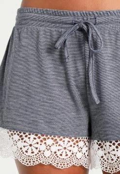 Comprar ⌛ Anna Field SARAH SHORT PJ SET WITH CROCHET LACE - Pijama - Off-white/dark Blue, Mujer 😉 15 Comprar ⌛ Anna Field SARAH SHORT PJ SET WITH CROCHET LACE - Pijama - Off-white/dark Blue, Mujer 😉 -Elegancia Femenina Tienda 6f89a2a5cdf84a3c8c843968bd01c00e