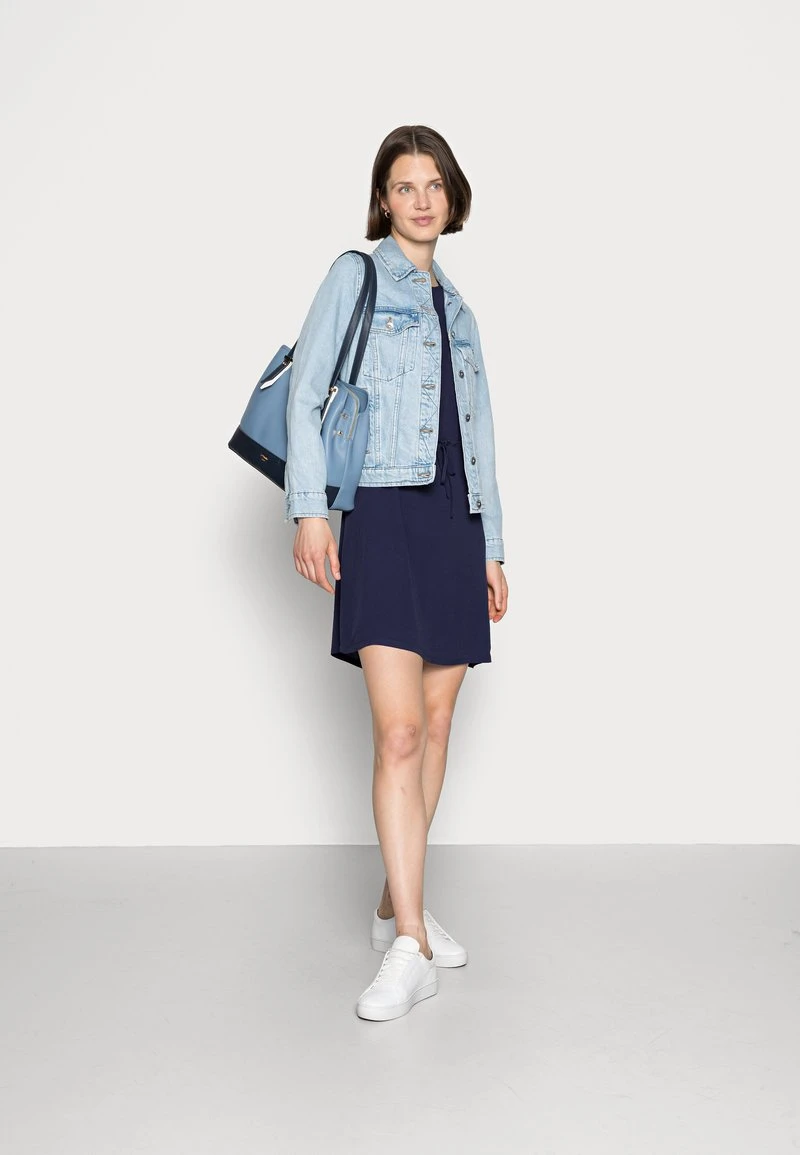 Descuento ✔️ Anna Field WOVEN 🤩 DRESS BASIC TUNNEL - Vestido Informal - Dark Blue, Mujer ✔️ 4 Descuento ✔️ Anna Field WOVEN 🤩 DRESS BASIC TUNNEL - Vestido Informal - Dark Blue, Mujer ✔️ - Imagen 2