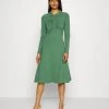 Cupón 🔔 Anna Field Vestido Ligero - Green, Mujer 🥰 2 Cupón 🔔 Anna Field Vestido Ligero - Green, Mujer 🥰 -Elegancia Femenina Tienda 82bd919e8a4b4f40b2c243e8a64128c9