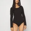 Las mejores reseñas de ✔️ Anna Field LONG SLEEVE BODY 2 PACK - Body - Black, Mujer 😍 2 Las mejores reseñas de ✔️ Anna Field LONG SLEEVE BODY 2 PACK - Body - Black, Mujer 😍 -Elegancia Femenina Tienda 8b661af86bf54704ade0f43dab1f98c8