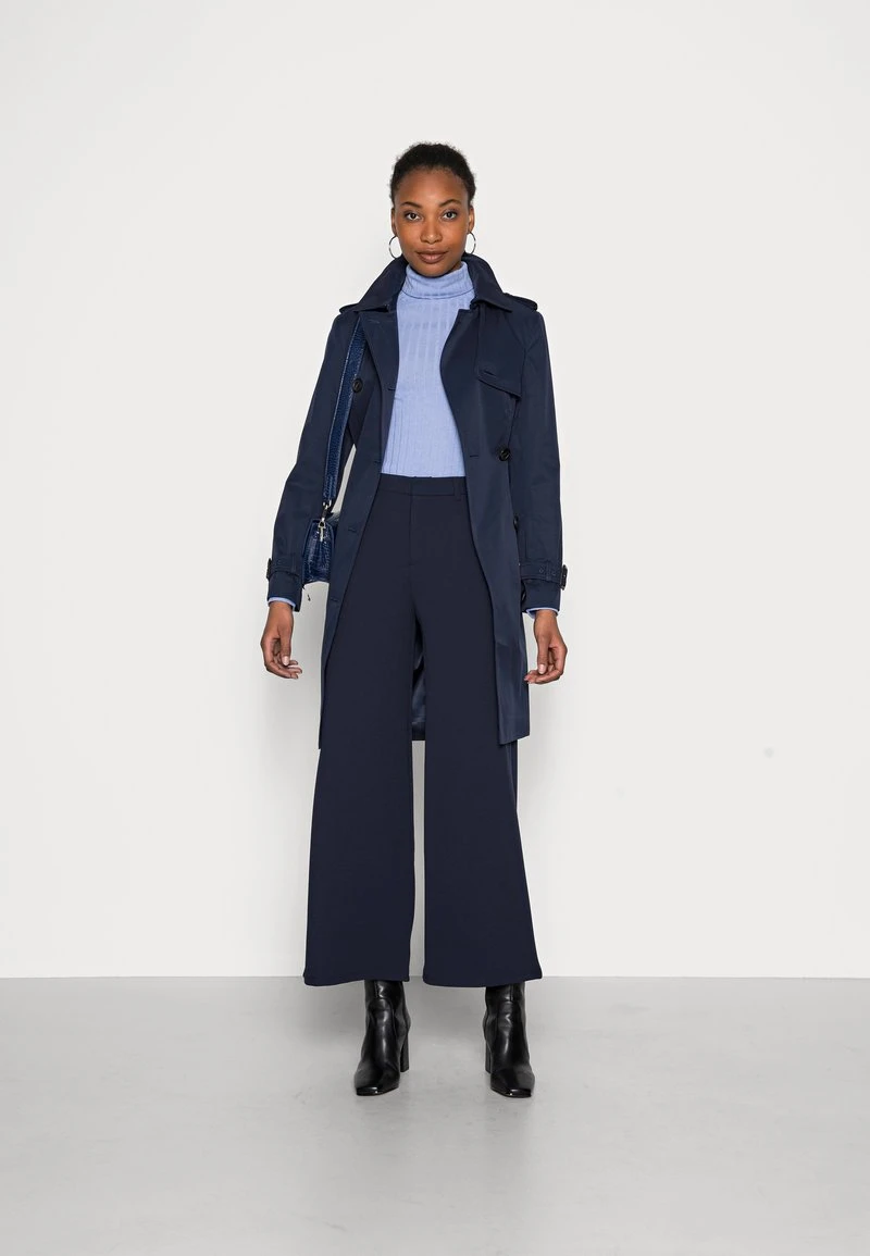 Lo mas barato 🤩 Anna Field Flared Leg Business Trousers - Pantalones - Dark Blue, Mujer ✨ 4 Lo mas barato 🤩 Anna Field Flared Leg Business Trousers - Pantalones - Dark Blue, Mujer ✨ - Imagen 2