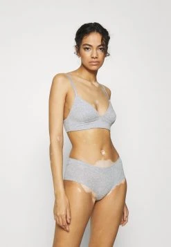 Venta al por mayor ✨ Anna Field 3 PACK - Top - Grey, Mujer 🛒