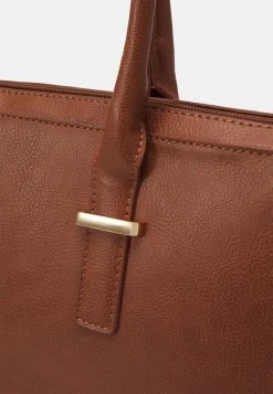 Toma de corriente ⌛ Anna Field Funda Para Portátil - Cognac, Mujer ⭐ -Elegancia Femenina Tienda b7b4e078e9b340279255bf31e76ce5d2