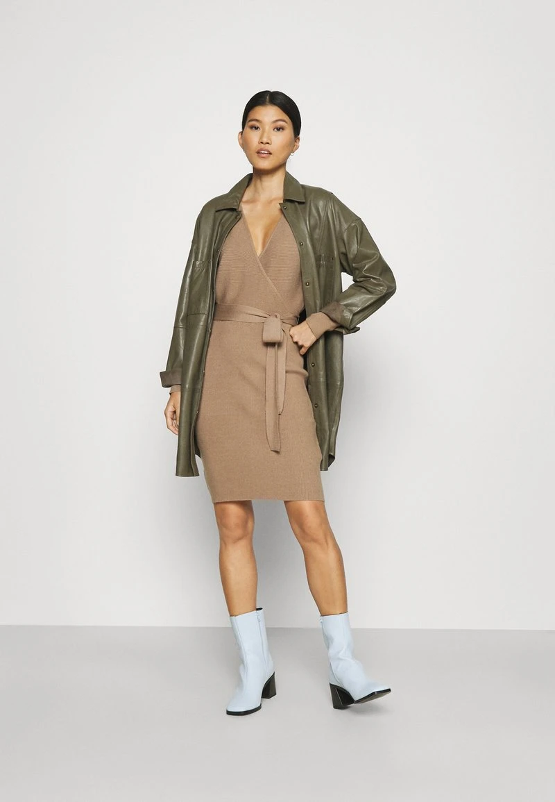 Venta al por mayor 😀 Anna Field Vestido De Punto - Mottled Dark Brown, Mujer 🔔 4 Venta al por mayor 😀 Anna Field Vestido De Punto - Mottled Dark Brown, Mujer 🔔 - Imagen 2