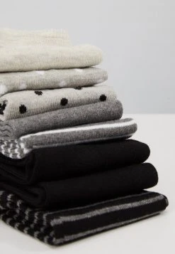 Descuento 🥰 Anna Field 8PP SPOT STRIPE - Calcetines - Grey, Mujer 🌟 -Elegancia Femenina Tienda c4f9f9de7c754216a2ed0c3f542fba9e