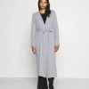 Comprar 🎉 Anna Field WAFFLE BATHROBE - Albornoz - Grey, Mujer 🤩 -Elegancia Femenina Tienda ca3f897221f74b3ca5759e63e7c01a45