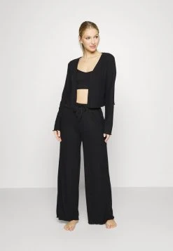 Mejor trato ⌛ Anna Field 3 PIECE COSY RIB SET - Pijama - Black, Mujer ⌛