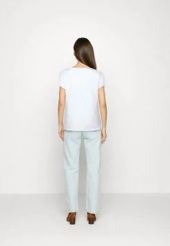 Venta al por mayor ✔️ Anna Field Camiseta Estampada - White, Mujer 👍 -Elegancia Femenina Tienda f83ca35a631c48fba5382ae11294e31b