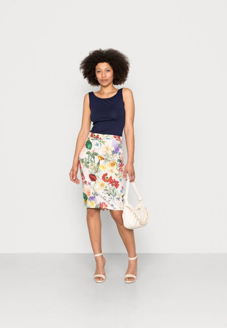 Elegancia Femenina Tienda 41 Elegancia Femenina Tienda -Elegancia Femenina Tienda 05d79ca26cef4cc1871b68e0891abf31 768x1109 1